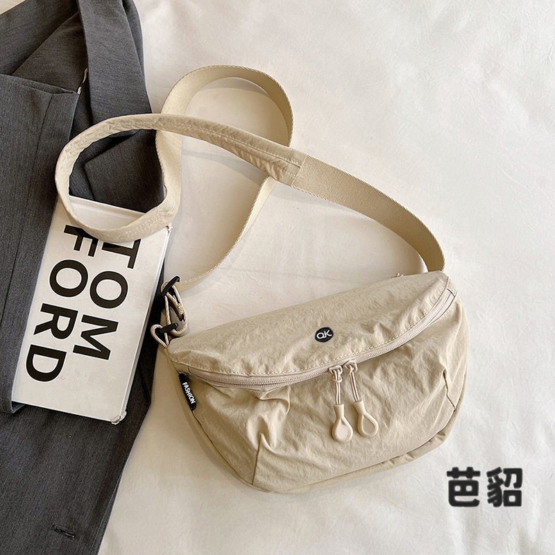 Ultra-Light Crossbody Saddle B - Crossbody Bag Men ulasan dan harga