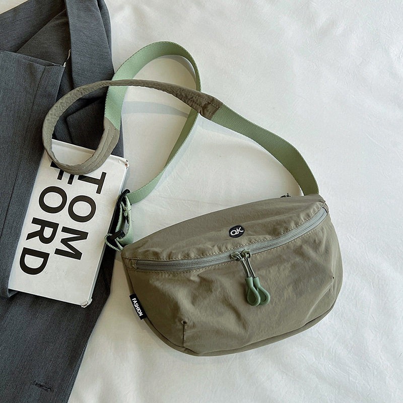 Ultra-Light Crossbody Saddle B - Crossbody Bag Men ulasan dan harga